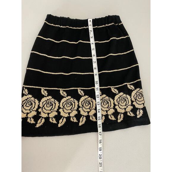 Vintage Black Metallic Gold Stripe Rose Floral Knit Stretchy Sweater Skirt Small - Picture 3 of 3